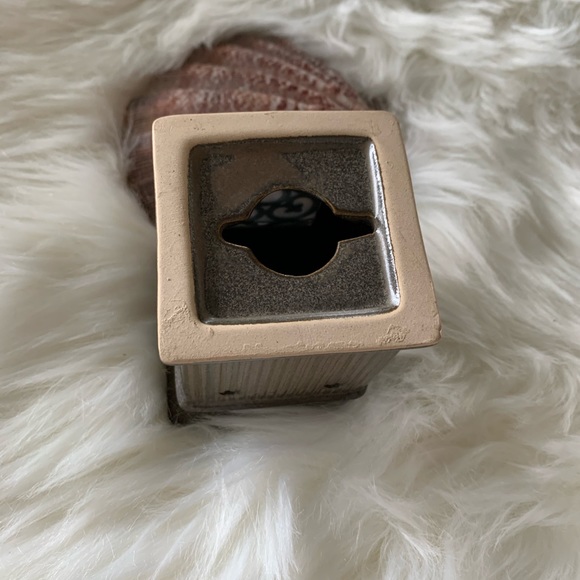 Scentsy | ‘Jane’ Mini Warmer Plug-in 🔌 - Picture 5 of 8